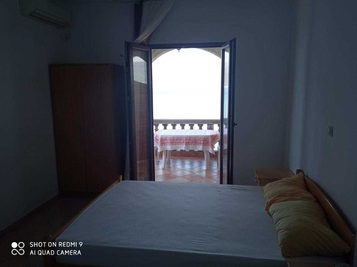Apartments Petrovic Tivat Eksteriør billede